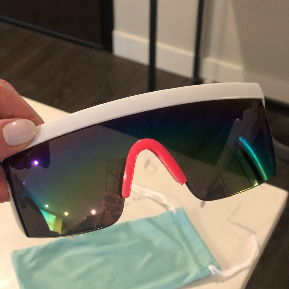 90/80s ski sunglasses